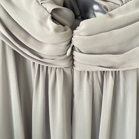 Lulu’s light grey maxi bridesmaid dress - Picture 4 of 7